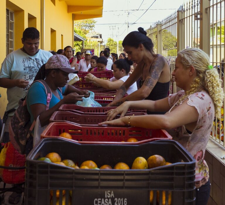 DISTRIBUIÇÃO-DE-ALIMENTOS